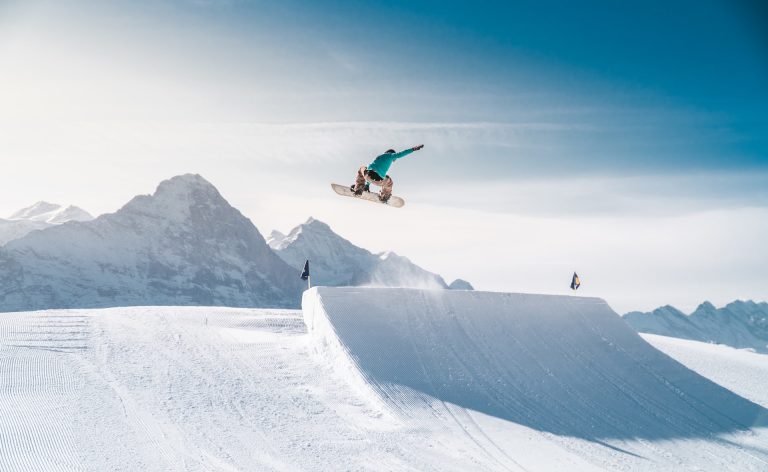 best places for snowboarding in california